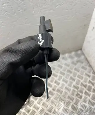 Chrysler Grand Voyager IV Outside/exterior temperature sensor 