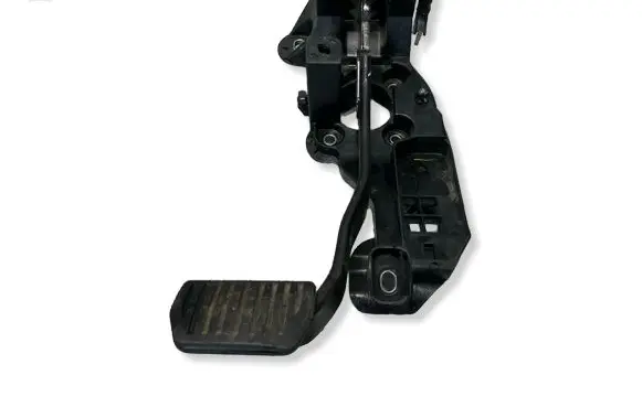 Ford Fusion II Brake pedal DG9C9F856AF