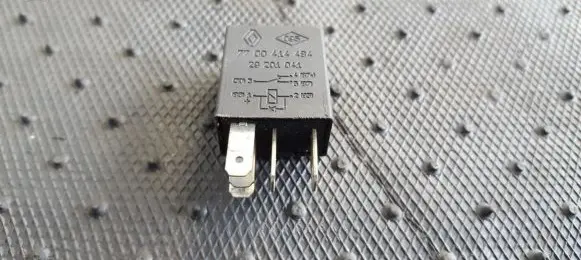 Renault Trafic II (X83) Other relay 7700414484 29201041