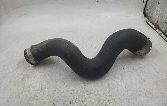 BMW 3 E90 E91 Intercooler hose/pipe 
