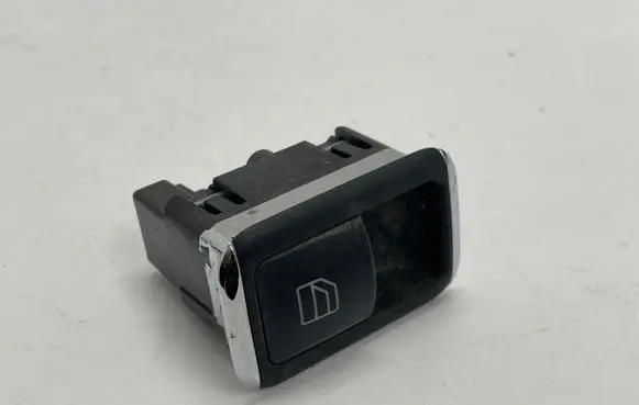 Mercedes-Benz C W204 Electric window control switch A2048707358