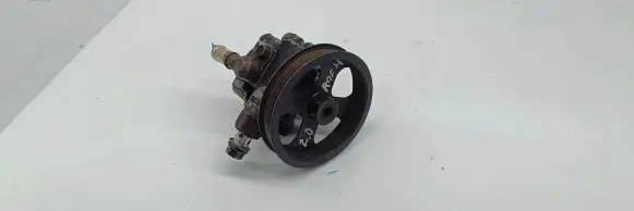 Toyota RAV 4 (XA20) Power steering pump 52020