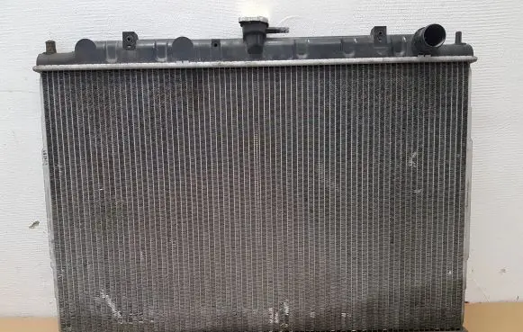 Nissan X-Trail T30 Coolant radiator