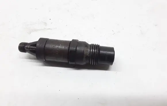 Volkswagen Golf III Fuel injector KCA27S77