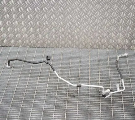 Audi Q3 8U Air conditioning (A/C) pipe/hose 8U0816741E