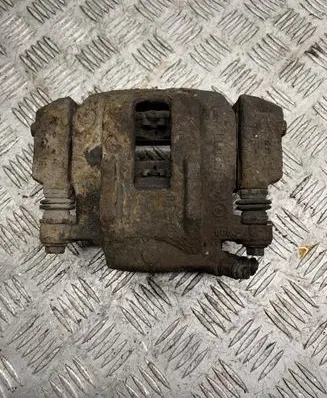 Nissan Pathfinder R50 Front brake caliper