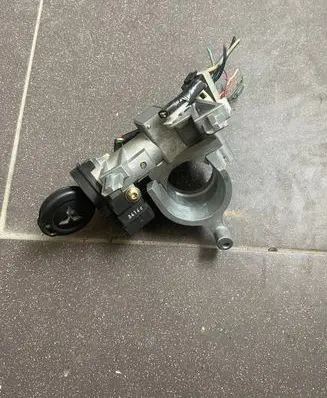 Mitsubishi Colt Ignition lock MR955230