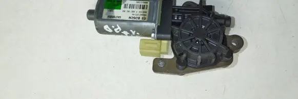 KIA Optima Seat adjustment motor 88682C1000 F00S1B2365 6A07B6954
