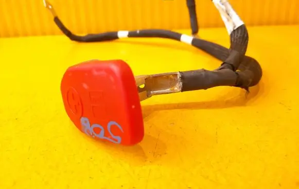 Peugeot 508 II Positive cable (battery) 9835379180