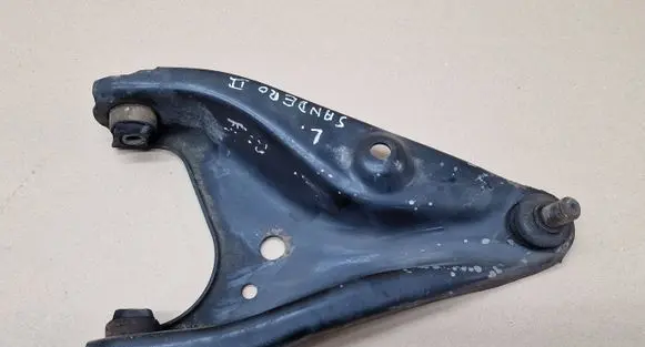 Dacia Sandero II Front lower control arm/wishbone 