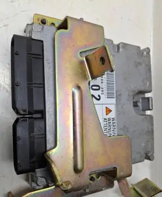 Nissan X-Trail T30 Engine control unit/module 5800295