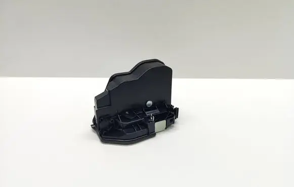 BMW 5 F10 F11 Front door lock 7202146 51217202146