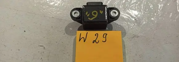 Mazda 6 ESP acceleration yaw rate sensor GJ6E437Y1