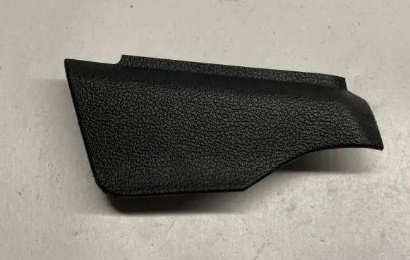 Ford Mustang VI Dashboard glove box trim FR3B63044F47A
