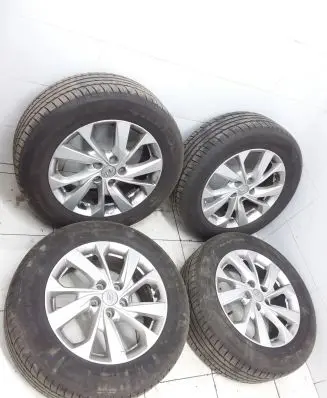 R17 alloy rim