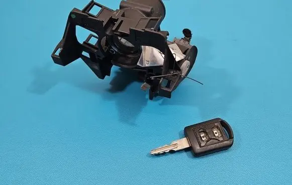 Opel Meriva A Ignition lock 90589389 IMPRK1531454
