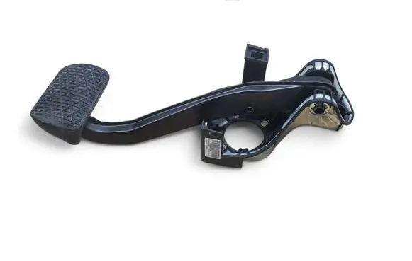 Mercedes-Benz CLS C218 X218 Brake pedal A2042902001