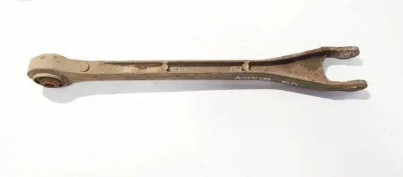 Chrysler 300 - 300C Rear upper control arm/wishbone 04743245ab
