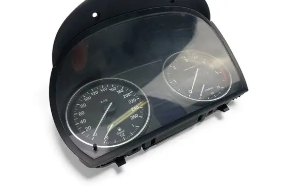 BMW 3 E90 E91 Speedometer (instrument cluster) 9187085