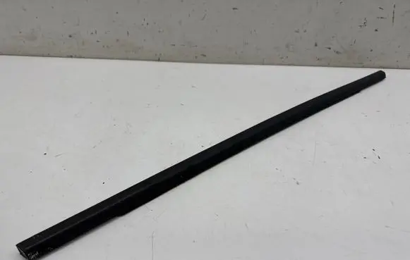 Opel Crossland X Rear door glass trim molding