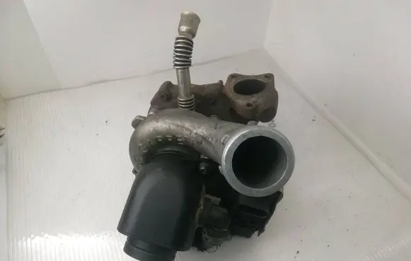 Audi A4 S4 B8 8K Turbo 059145721g