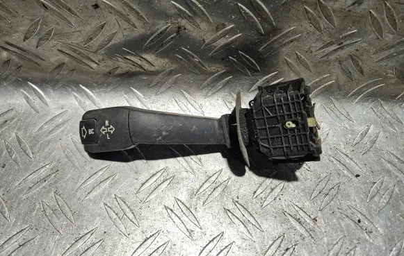 BMW 5 E39 Indicator stalk 011004