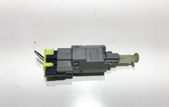 Mazda 626 Other relay GA2C6649Y