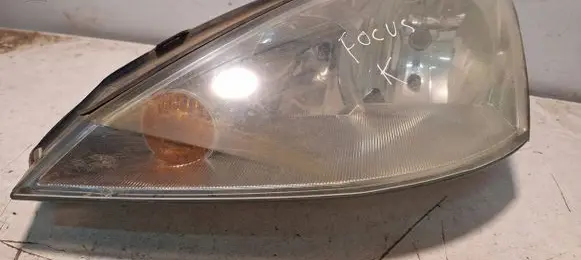 Ford Focus Headlight/headlamp 2M5113W030BE