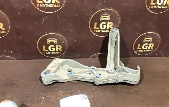 Volkswagen Touran I Front lower control arm/wishbone 1K0199296F