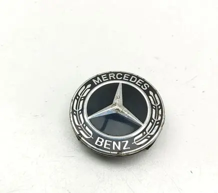 Mercedes-Benz GLC X253 C253 R20 wheel hub/cap/trim A2224002100