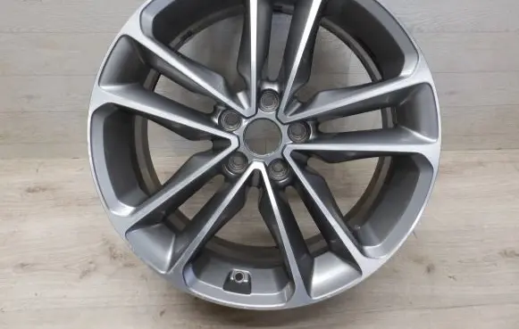 R19 alloy rim
