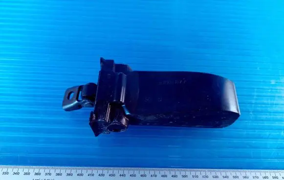 Skoda Octavia Mk3 (5E) Front door check strap stopper 5E0839267A