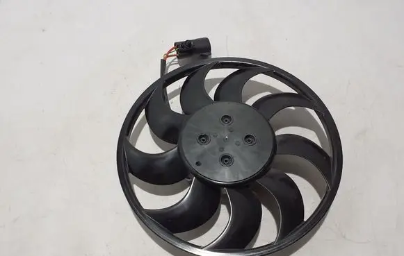 Volvo C40 Radiator cooling fan shroud G04343100