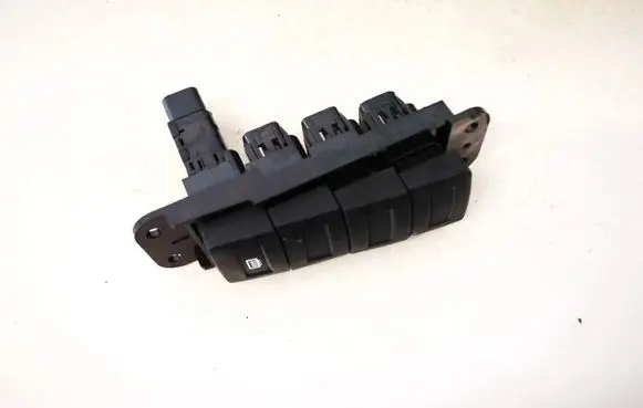 Windscreen/window heater switch