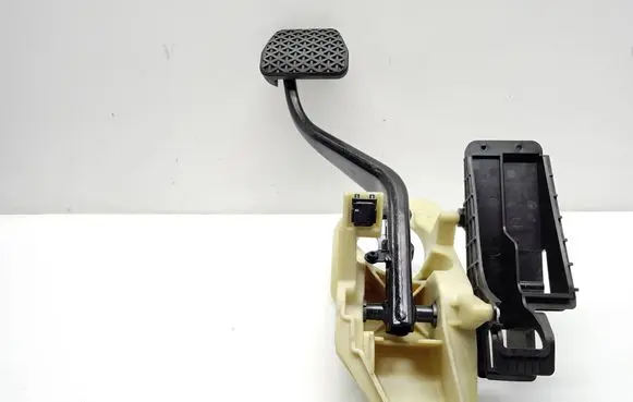 BMW 5 F10 F11 Brake pedal 35116782665 9144253 0111346A