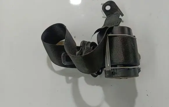 Opel Astra H Rear seatbelt 602143200