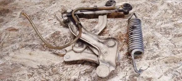 Mercedes-Benz 380 560SEC C126 Engine bonnet/hood hinges