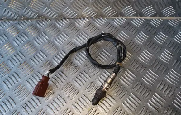Volkswagen PASSAT B6 Lambda probe sensor 0258006778 0258006779 06F906262AB