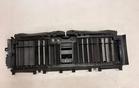 Mercedes-Benz E W213 Intercooler air guide/duct channel A2135002300