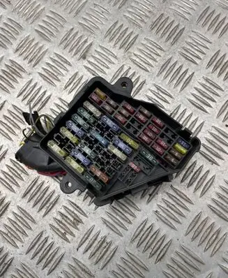 Audi A6 S6 C5 4B Fuse box set