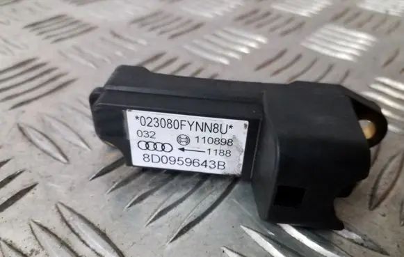 Audi A4 S4 B5 8D Airbag deployment crash/impact sensor 8D0959643B