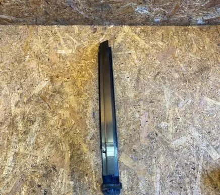 Mercedes-Benz S W140 Rear door window/glass frame 