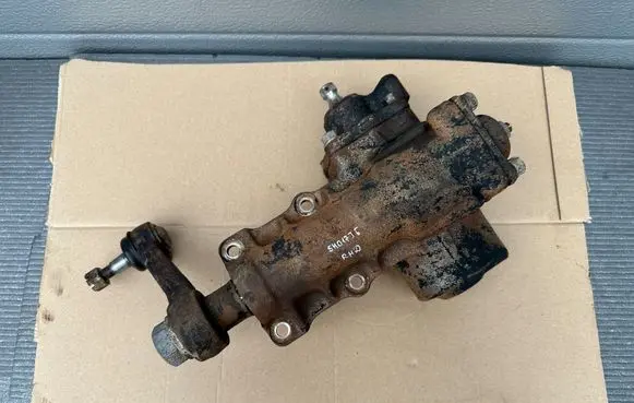 Mitsubishi Pajero Front differential MB636330 MB598489