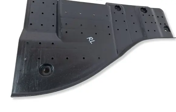 KIA Ceed Engine splash shield/under tray 841781H000