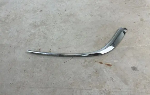 Opel Astra J Front bumper lower grill 13368710 CH106