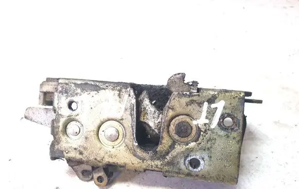 Volkswagen II LT Front door lock 901720