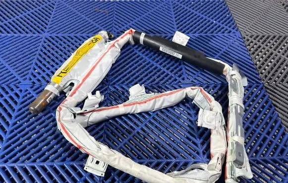 Lexus CT 200H Roof airbag 618923300F YZW626KEACS