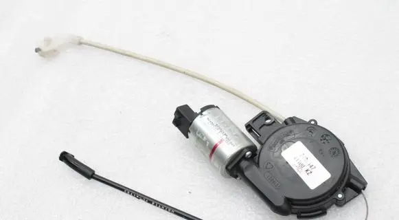 Lancia Thema Seat adjustment motor K68104427AA 68104427AA