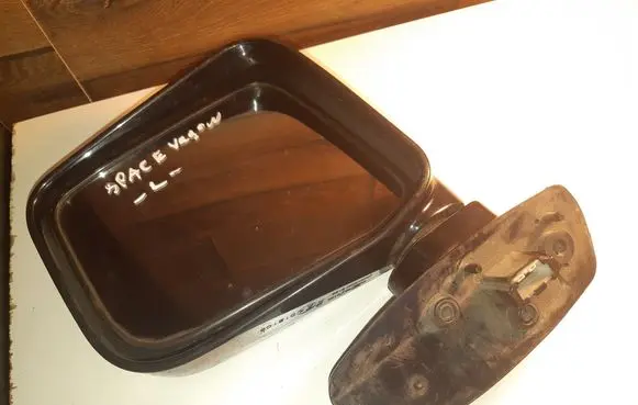Mitsubishi Space Wagon Front door electric wing mirror E4022105 6156 E4012105