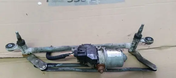 Fiat Panda II Front wiper linkage and motor MS1592009260